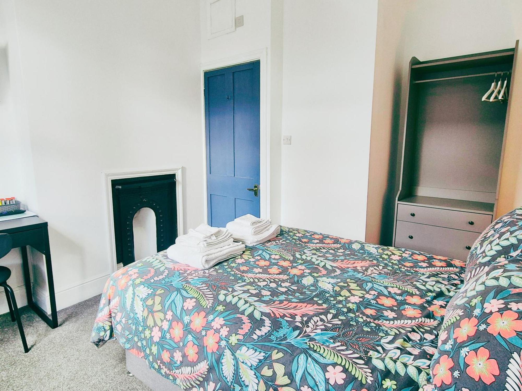 Cozy Room In Modern House Near Nottingham Eksteriør billede